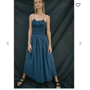 State Of Georgia NWT
THE SUNRISE ELASTIC DRESS - NAVY BLUE - size 14